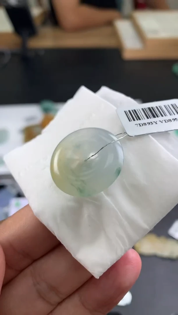 【闪购商品】定制翡翠未镶嵌翡翠