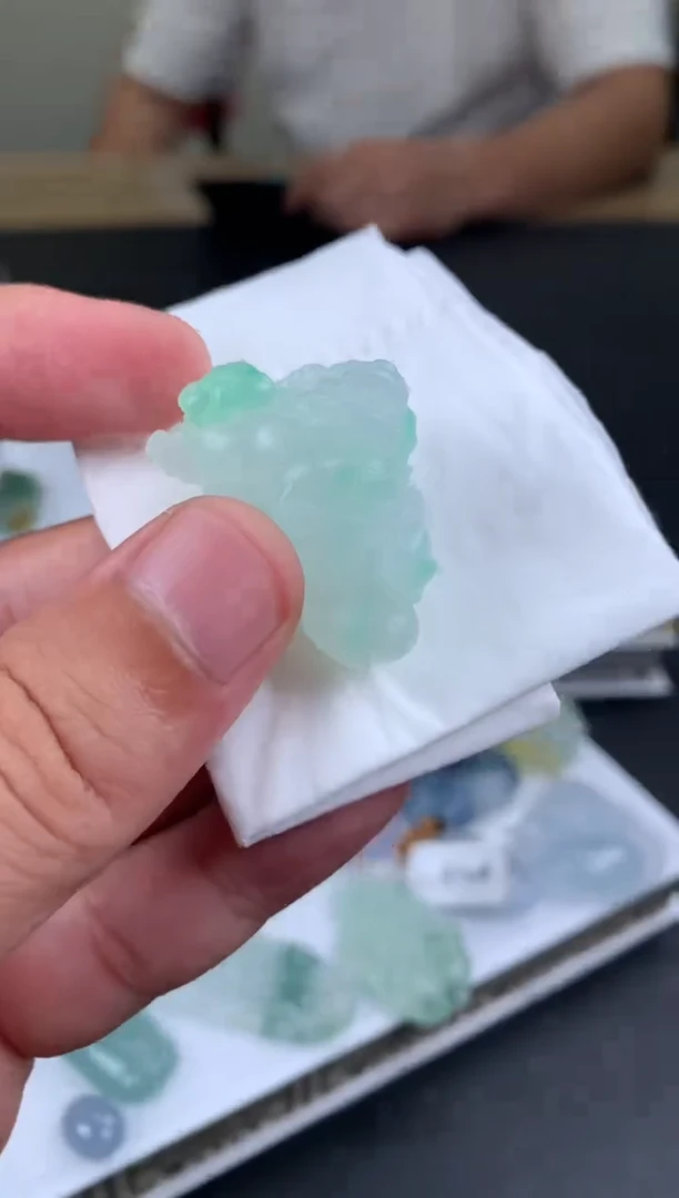 【闪购商品】定制翡翠未镶嵌翡翠