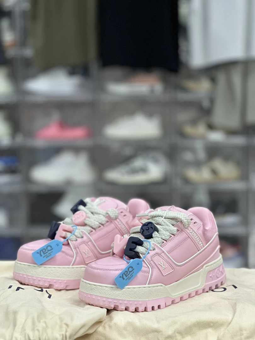 未使用 LV/路易威登 Love小胖丁粉色板鞋七夕情人节限定