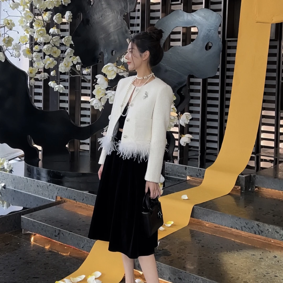 BAGALIO【迪迪推荐】法式白色毛毛小香风外套（毛毛可拆卸）