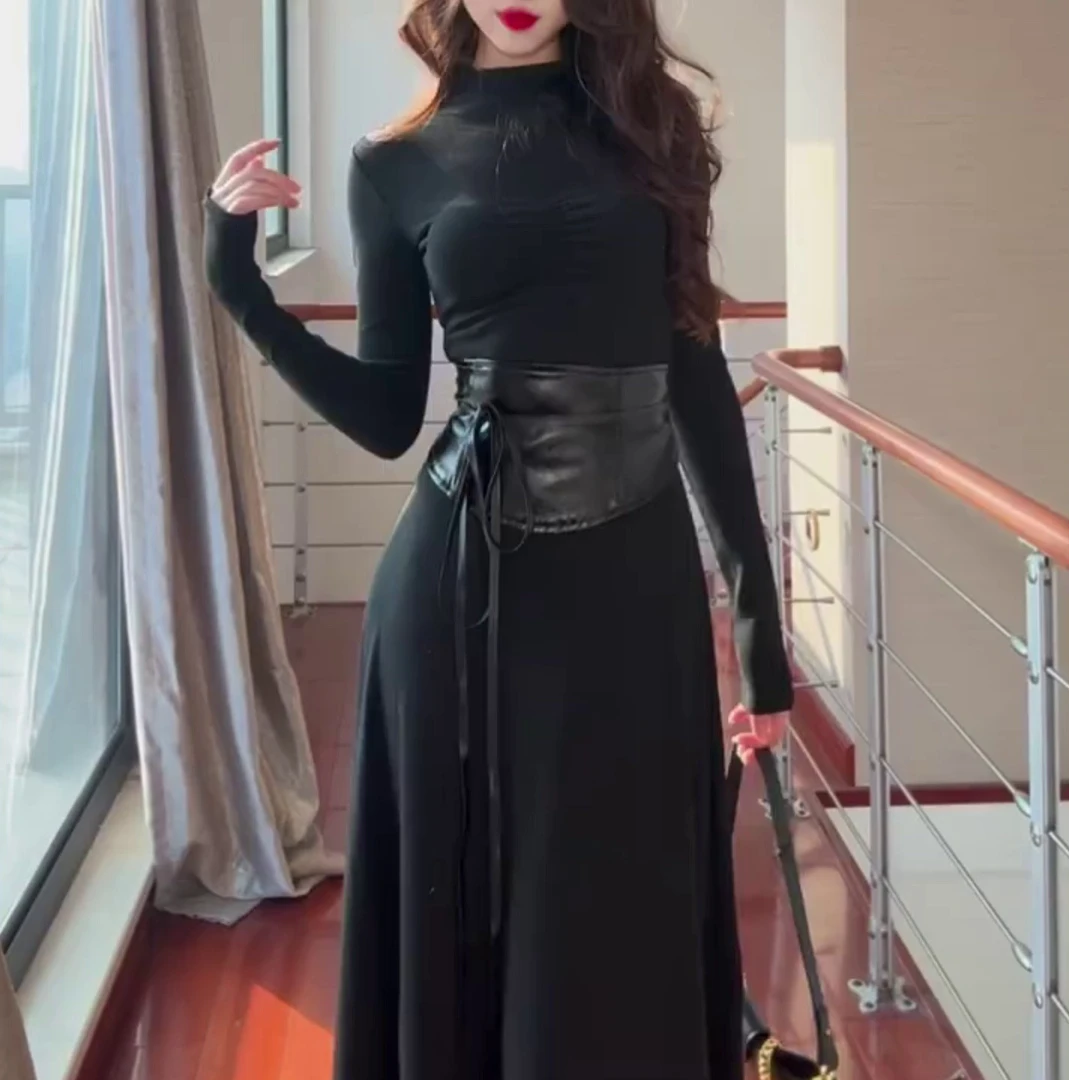 美式高级感黑色打底连衣裙子女2025春季新款收腰显瘦修身鱼尾长裙