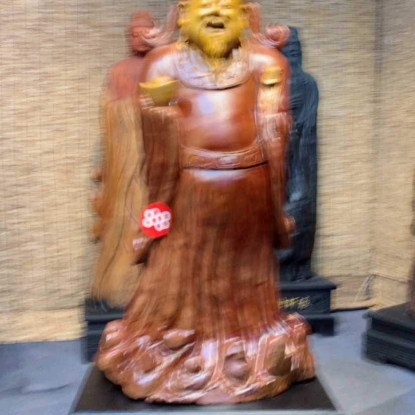 【闪购商品】香樟木根雕随**流