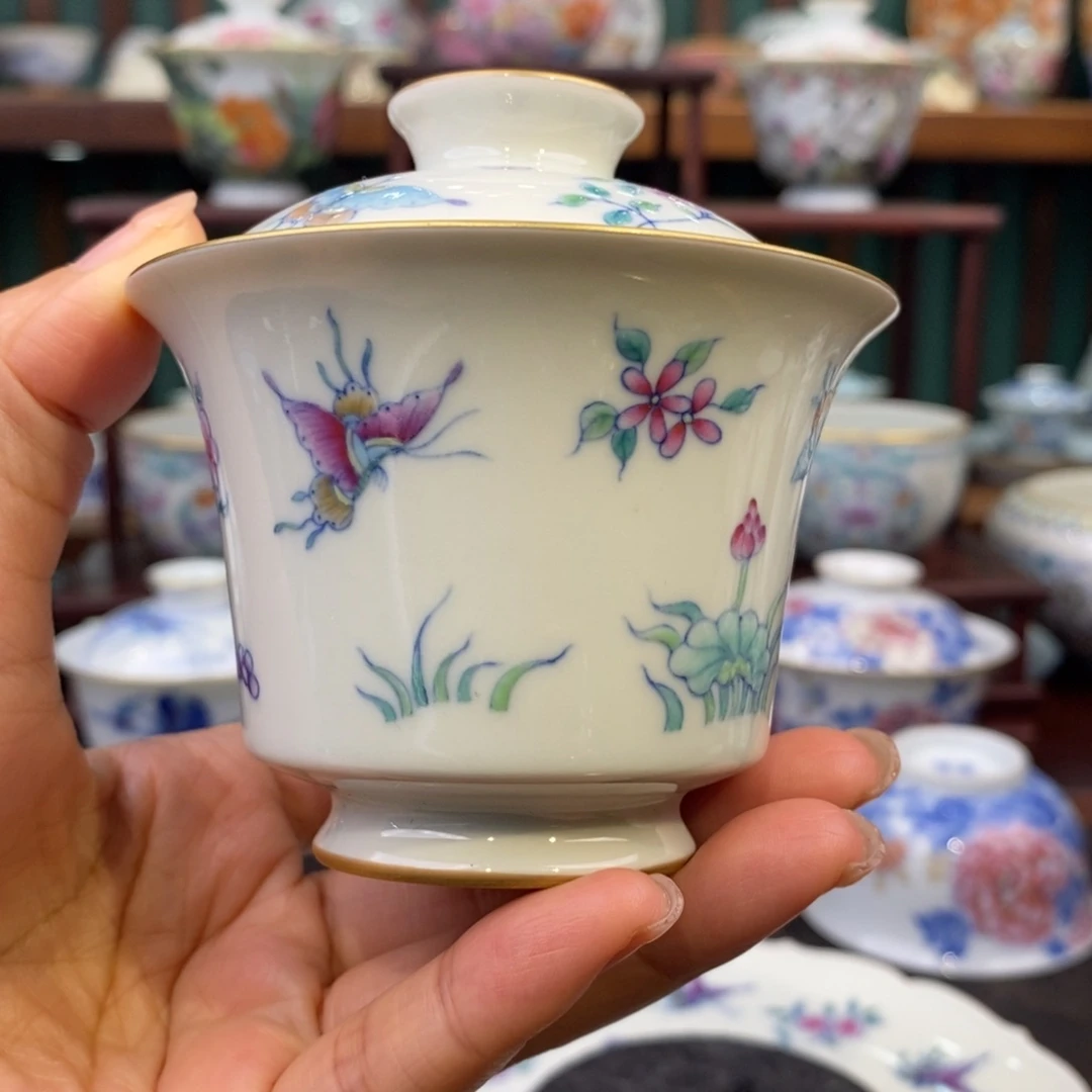 手工陶瓷柴胎斗彩蝶恋花盖碗