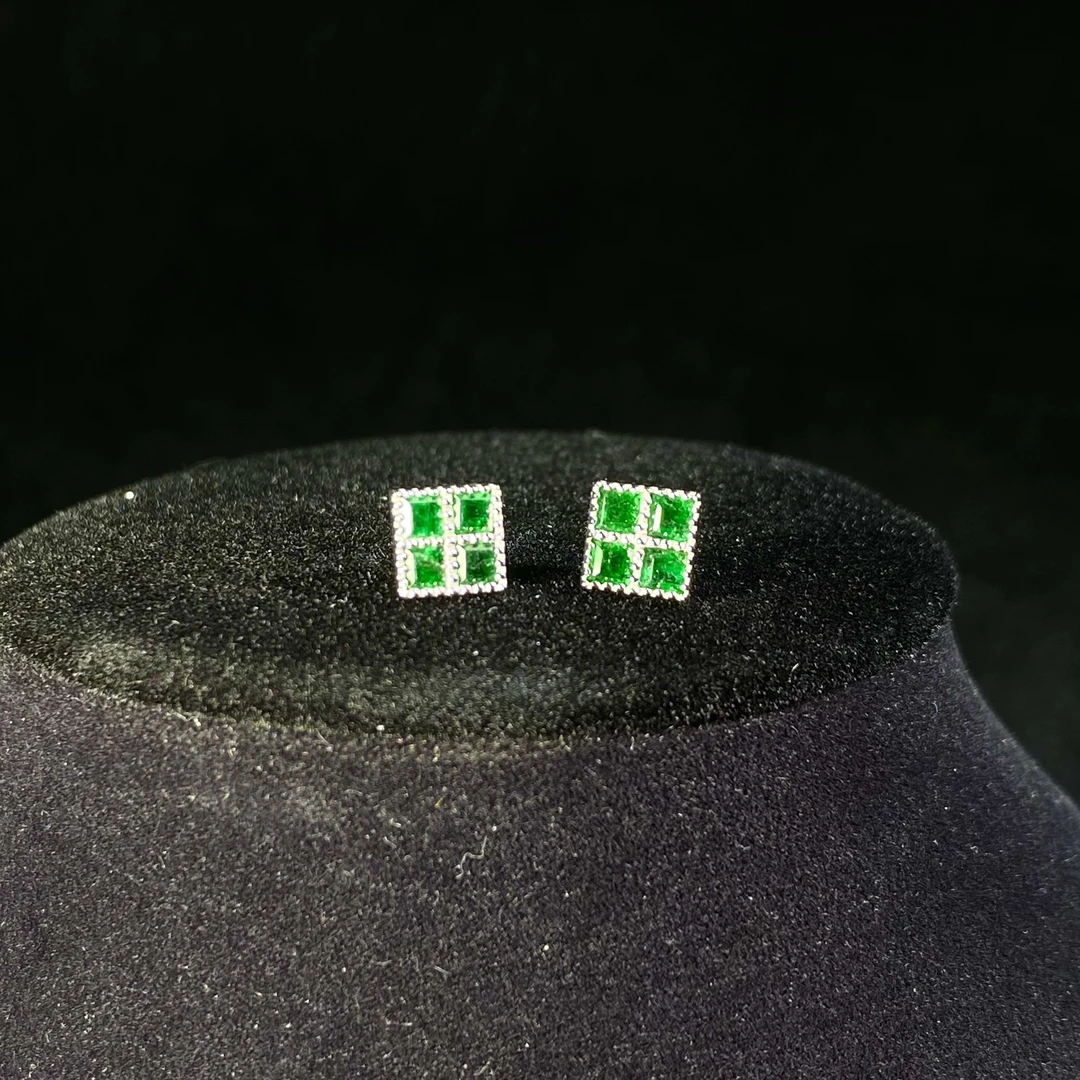 18k金祖母绿耳钉00077838