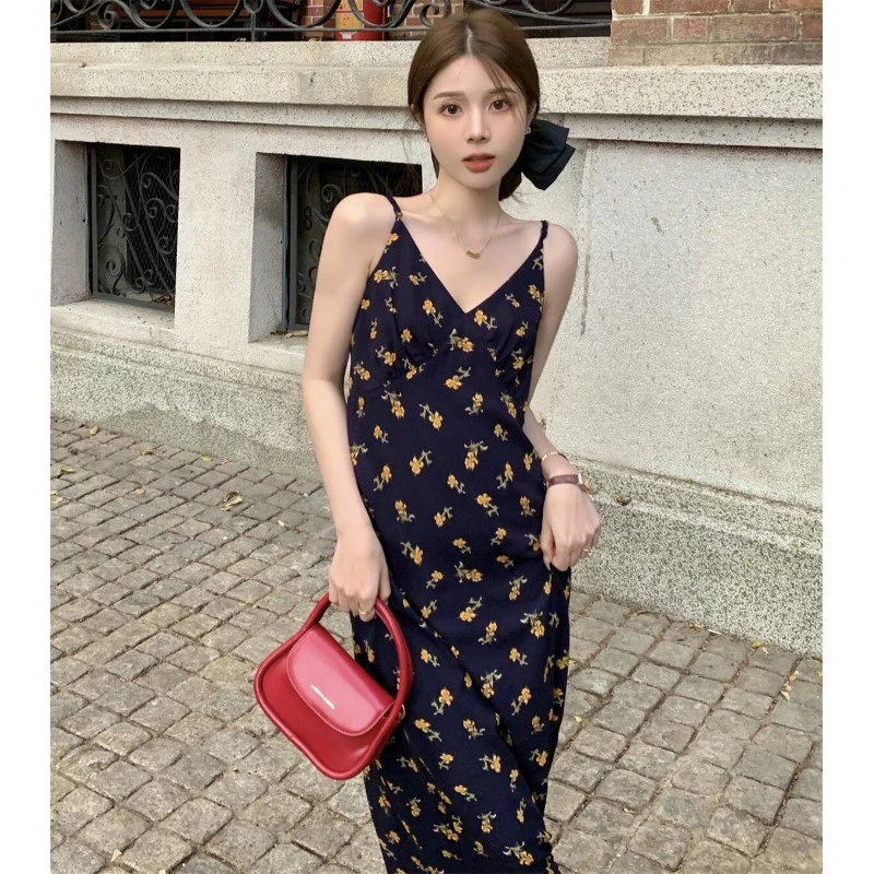 大码法式V领雪纺碎花吊带连衣裙女2023夏季新款胖mm收腰A字中长裙