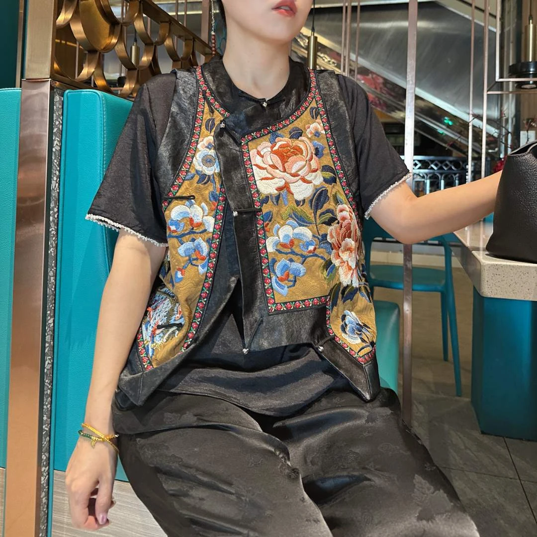 FF  9499｛倾城亦清欢｝新中式重工刺绣国风马甲 时尚绣花复古马夹