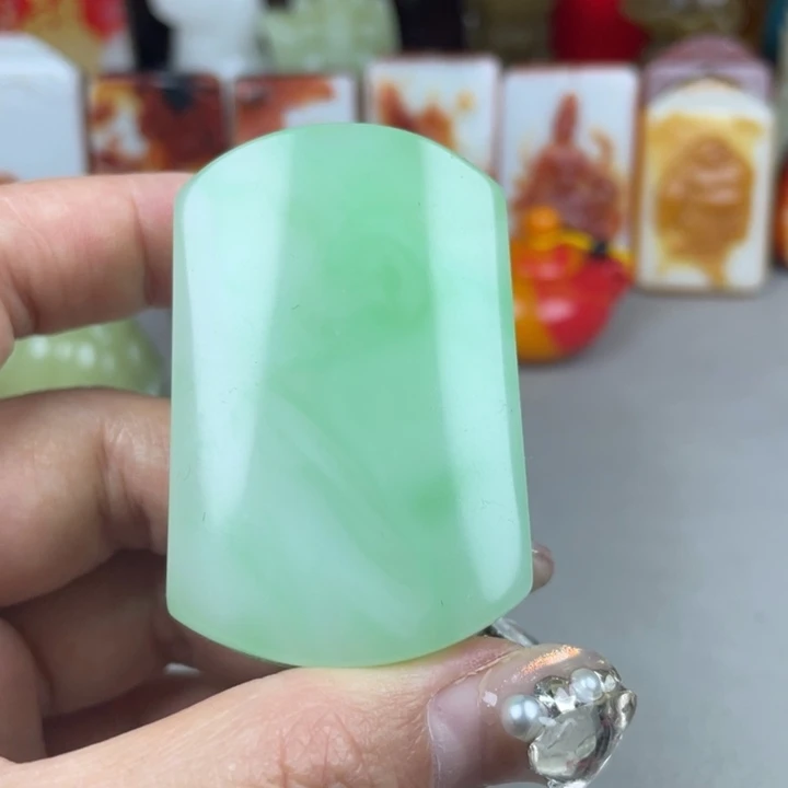 和田玉（青白玉）颈饰未镶嵌