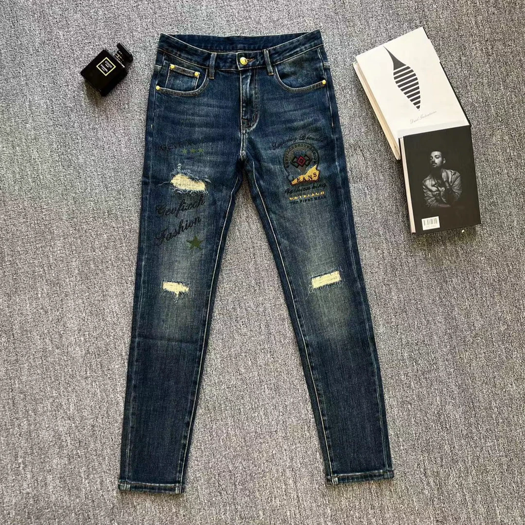 秋冬蓝色男士修身小直角牛仔裤重工刺绣破洞水洗时尚百搭韩版长裤