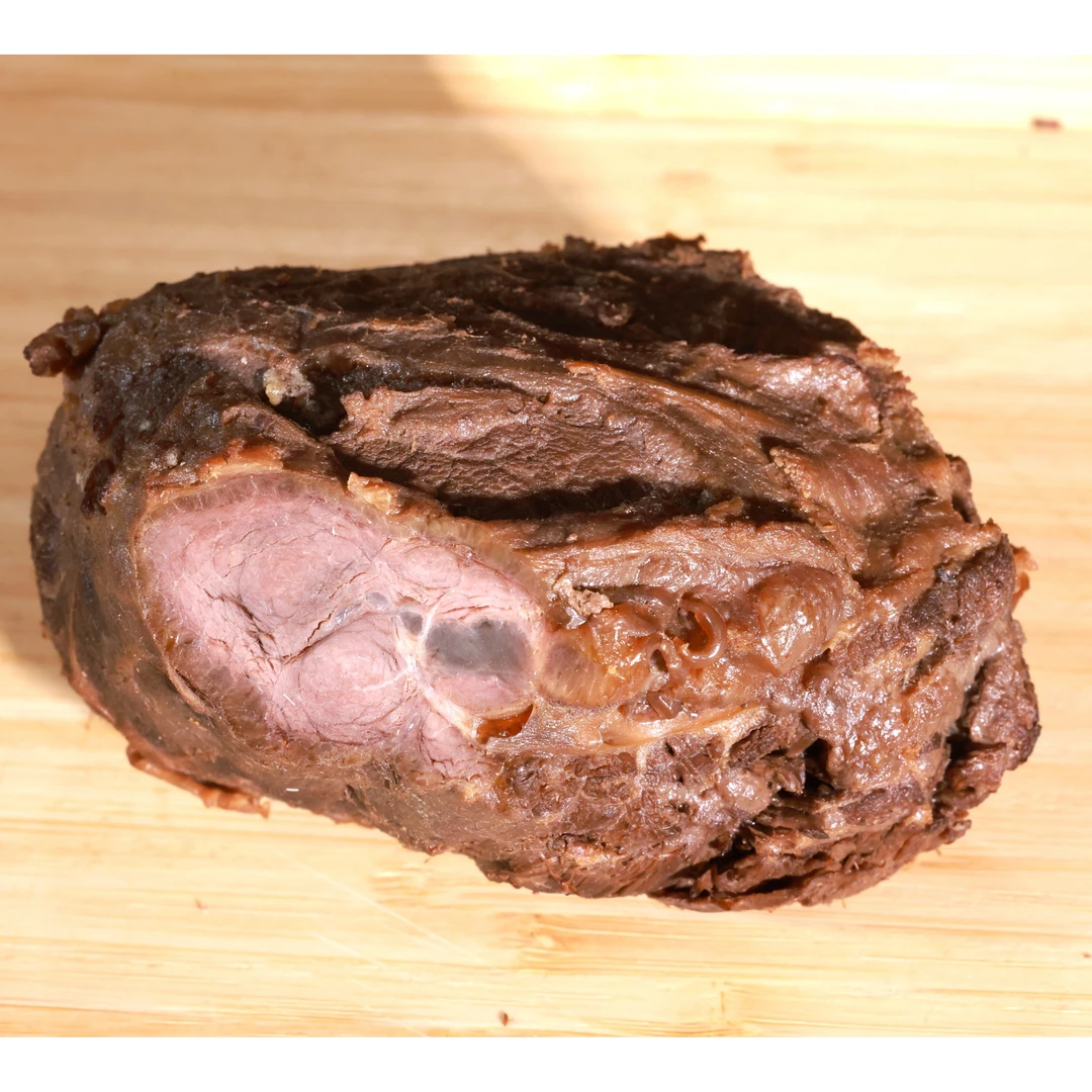 秘制酱牛肉，小块牛肉开袋即食下酒菜冷链精选味美健康真空包装