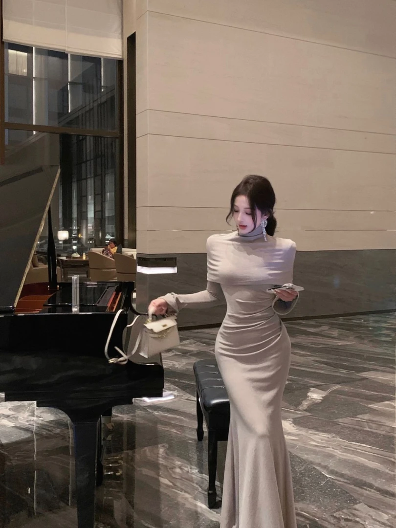 可拆卸披肩v领长袖连衣裙女秋季修身纯欲收腰包臀裙子外搭两件套