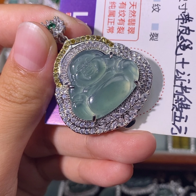 【闪购商品】翡翠颈饰未镶嵌A货