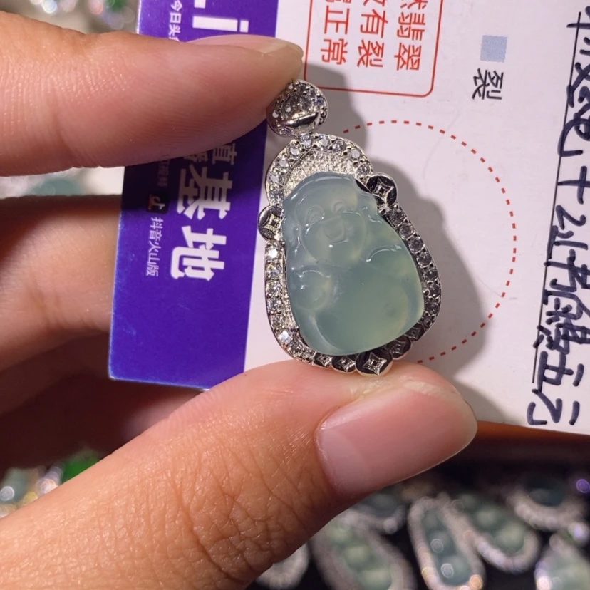 【闪购商品】翡翠颈饰未镶嵌天然