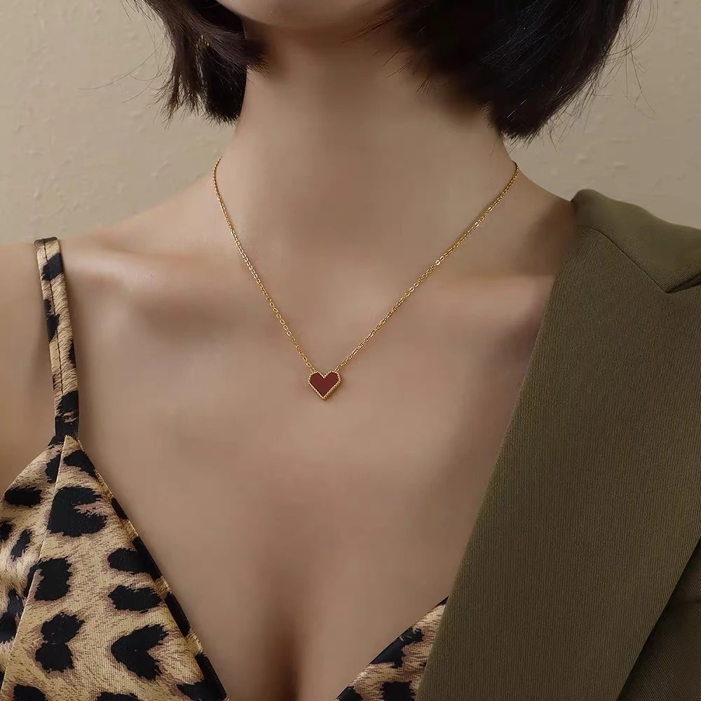 钛钢项链 小红心项链 女桃心锁骨链不掉色爱心颈链金色显白 轻奢