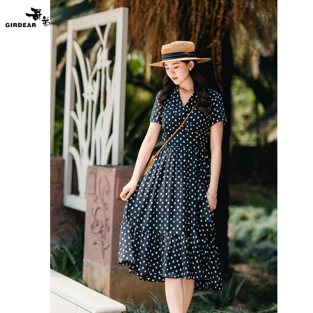 GIRDEAR/哥弟夏季新款质感赫本风翻领短袖波点茶歇连衣裙 1500450