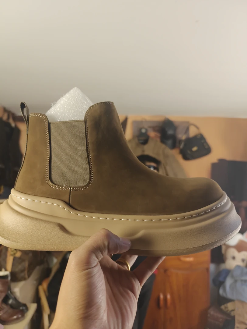 010 泡沫底 一脚蹬小黄鞋