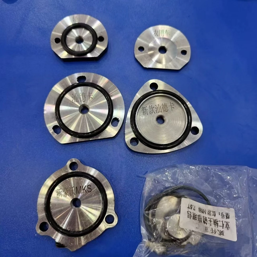 汕德卡轻卡重汽豪沃主销呆密封圈羊角立轴盖板