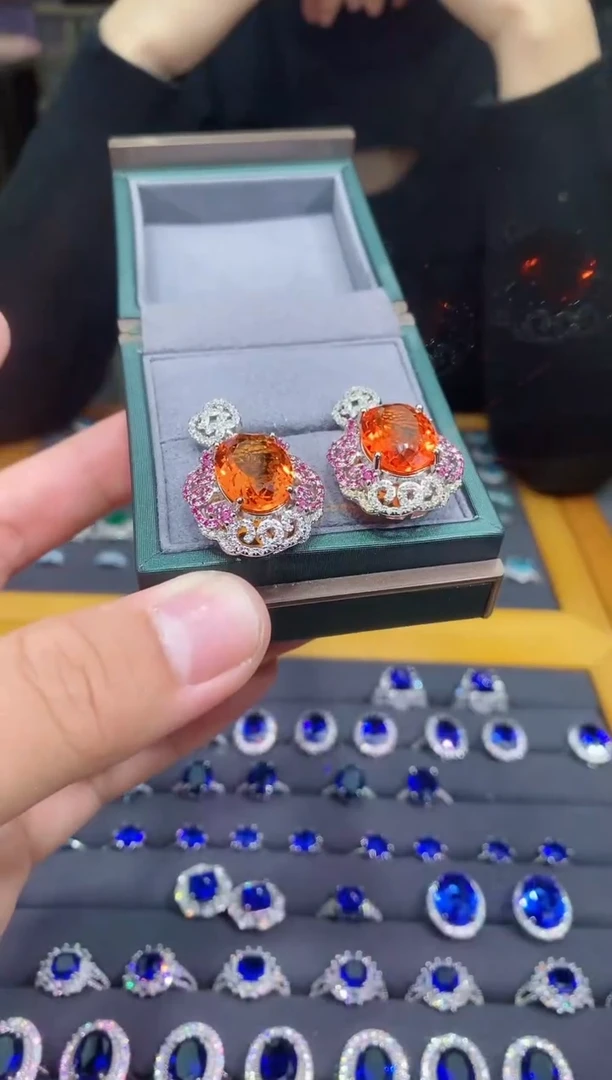 【闪购商品】彩色蓝宝石耳饰银S925镶嵌093