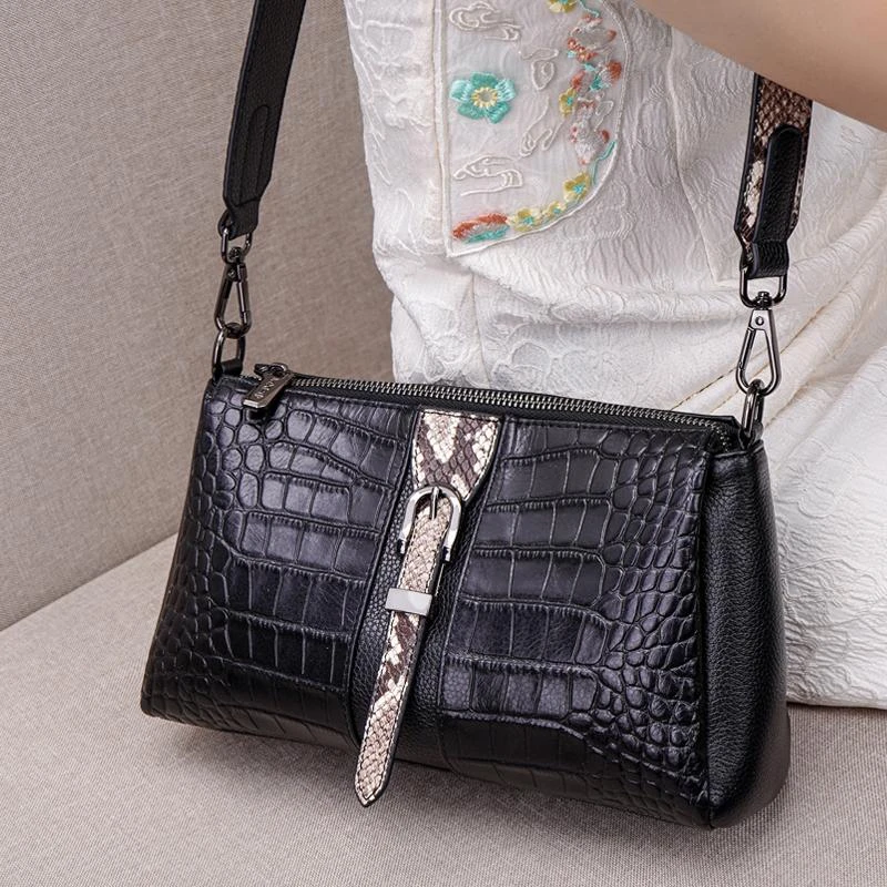 斜挎包女2025新款包包高级真皮手提小包女士百搭多隔层单肩腋下包