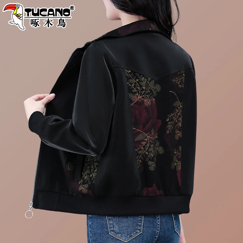 【官方】啄木鸟短款时尚外套女春秋新款中年妈妈宽松休闲棒球服上衣