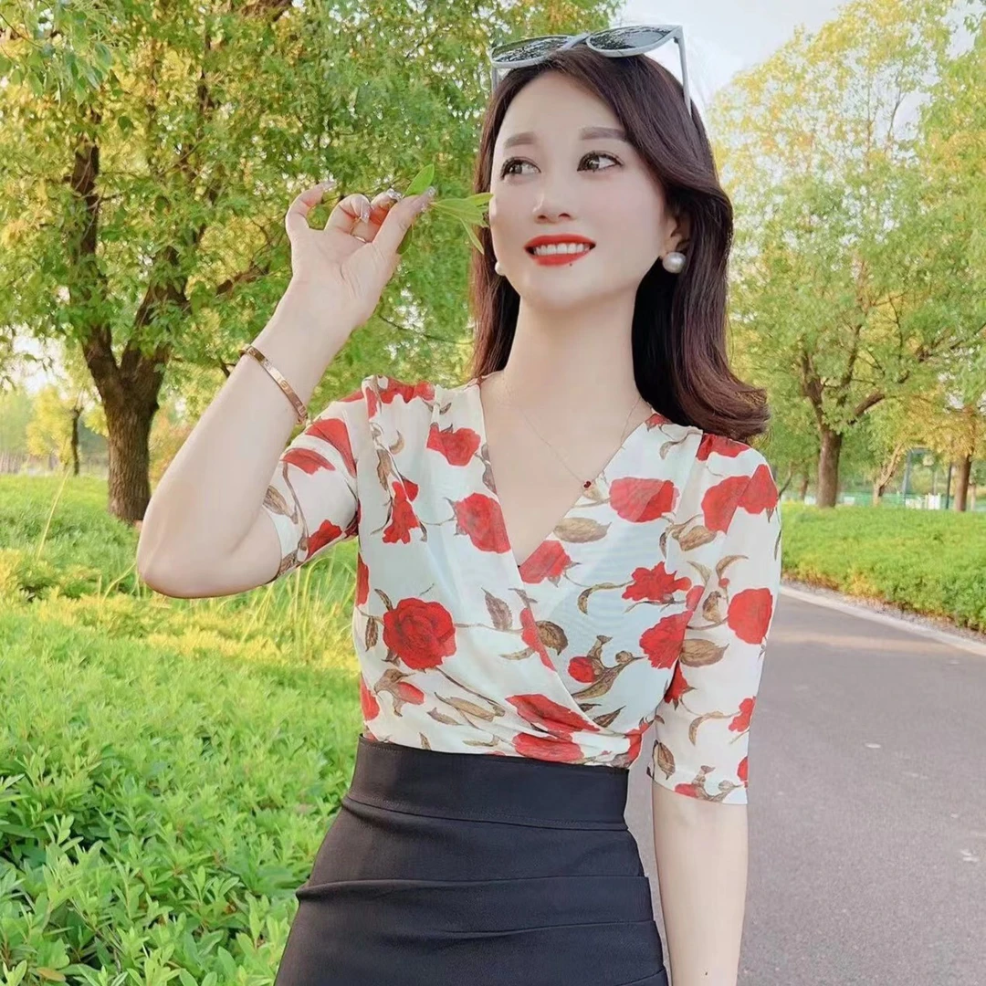 夏季新款微胖显瘦上档次洋气气质网纱短袖t恤上衣时尚高档减龄