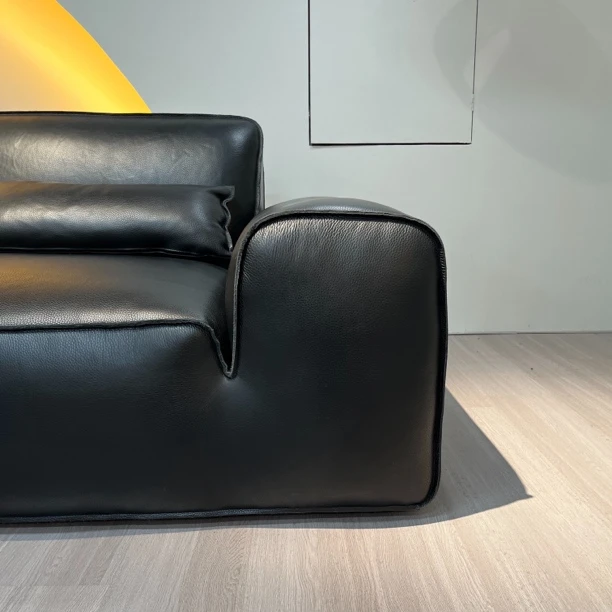 亚岛传承全青大黑牛沙发意式极简头层皮直排别墅大平层皮艺全开边