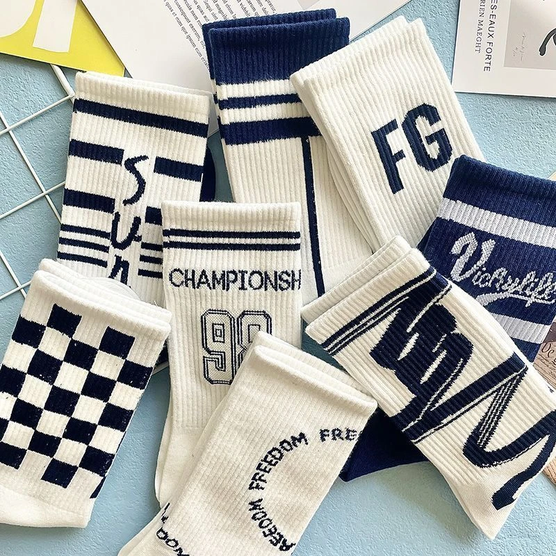 2024网红爆款袜子男中筒ins潮流百搭运动篮球袜男款街头长筒袜子
