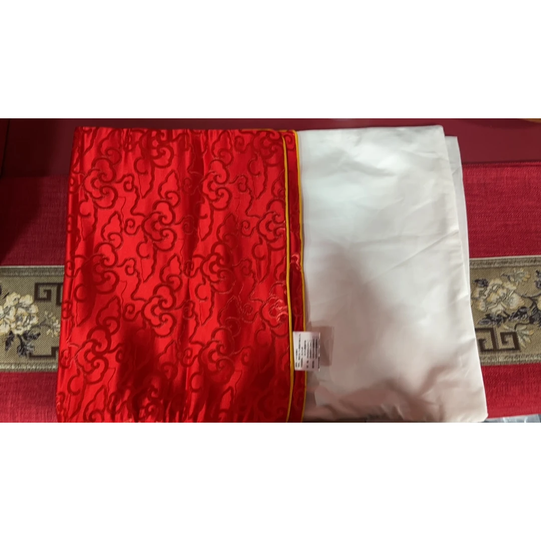 2套枕套  祥云纹饰35*55cm（外*2 内*2）不包含填充物