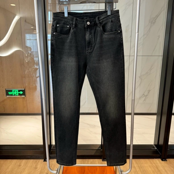 【国际装】秋冬新款灰蓝百搭刺绣高定高弹合体直筒牛仔裤