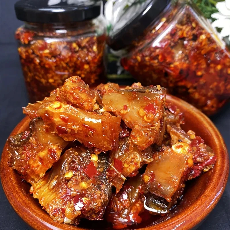 江西特产酒糟鱼香辣草鱼块下饭下酒菜酒糟鱼干鱼排辣椒酱拌饭米粥