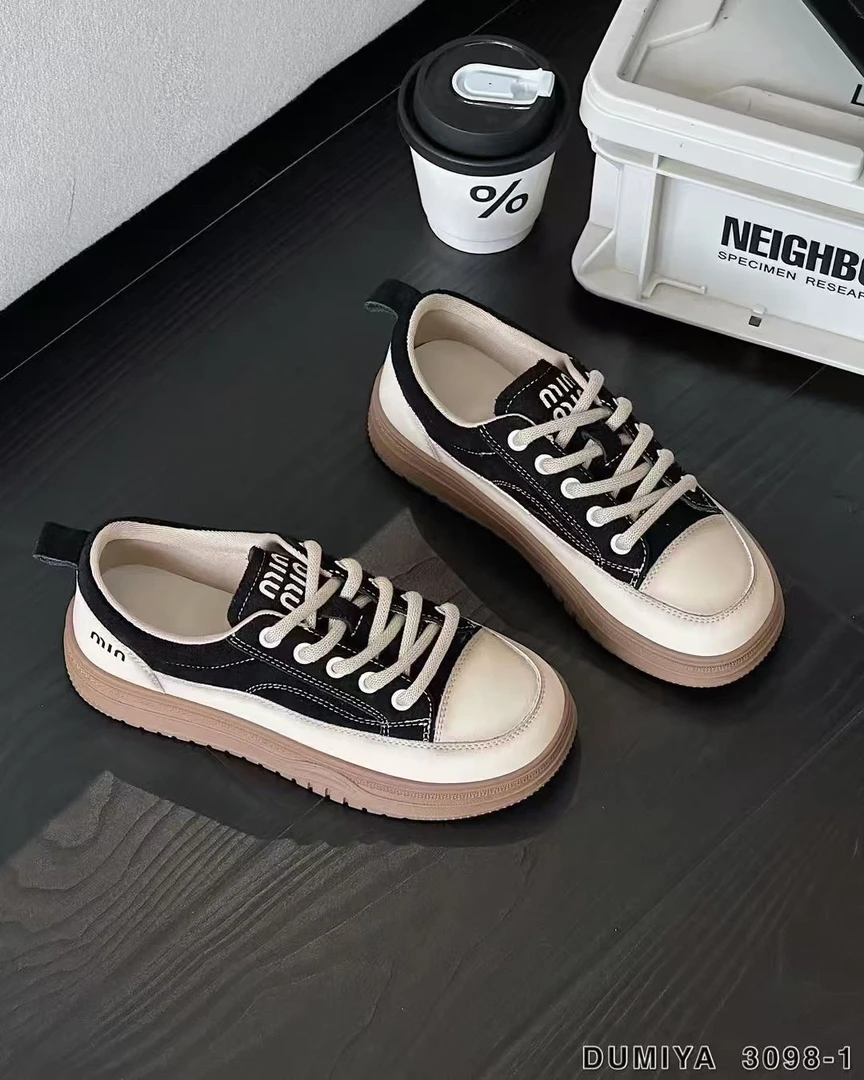 时尚百搭休闲舒适软底透气韩版ins小众低帮平底系带板鞋