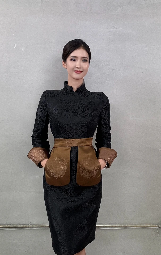 【阿泯娜】女装连衣裙 B23118 改良蒙古袍蒙古服饰连衣裙气质时尚