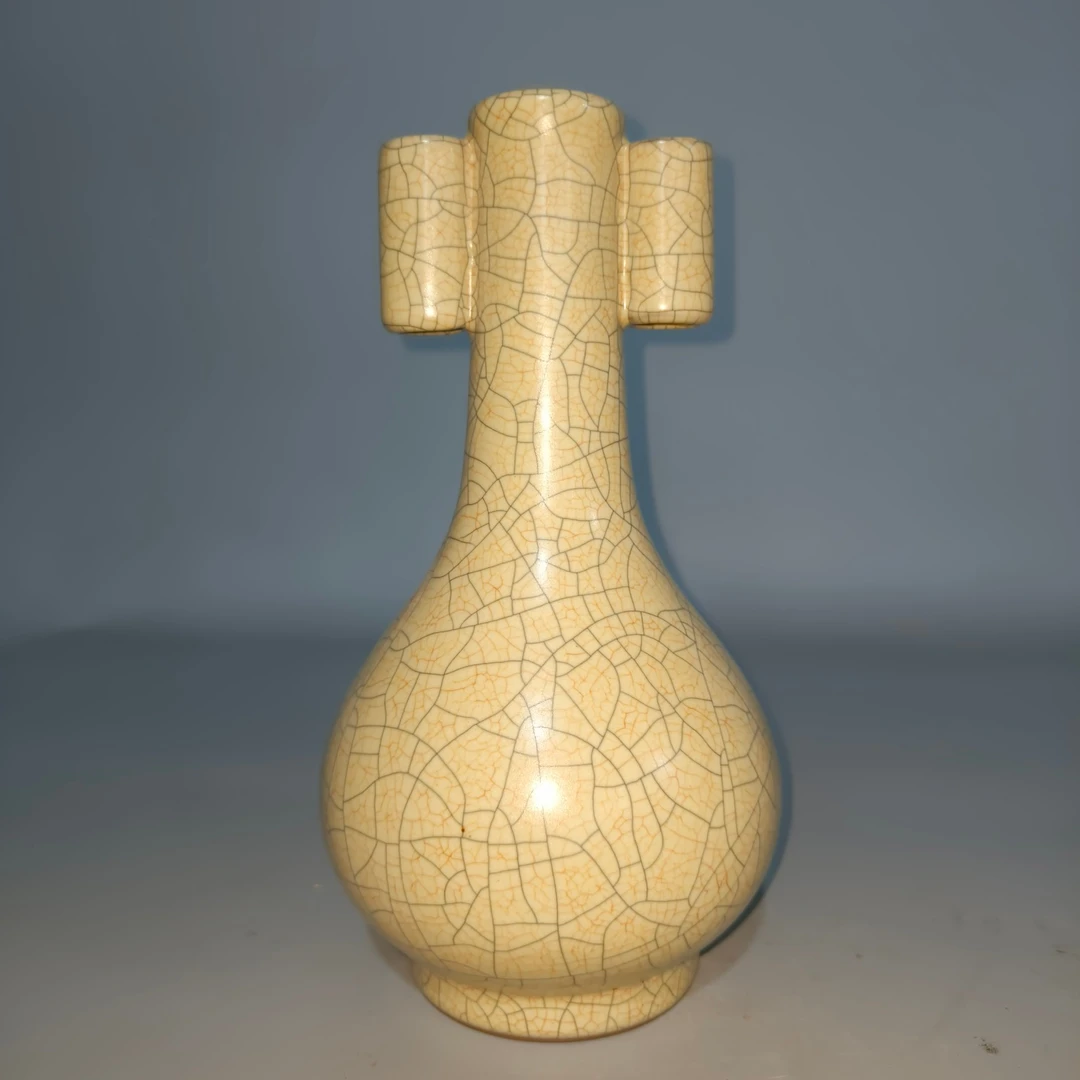 哥窑双耳瓶 高25厘米宽13厘米