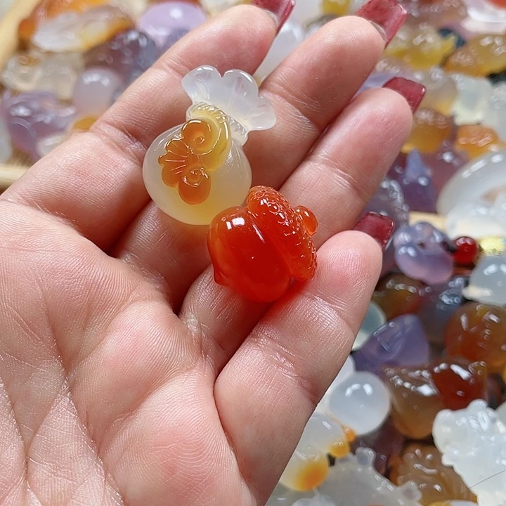 玛瑙/玉髓颈饰合金紫**砂
