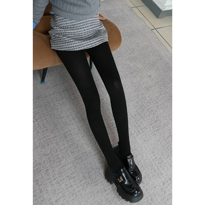 晚白早春简约纯色外穿显瘦保暖黑色大码防勾丝打底裤女24092111