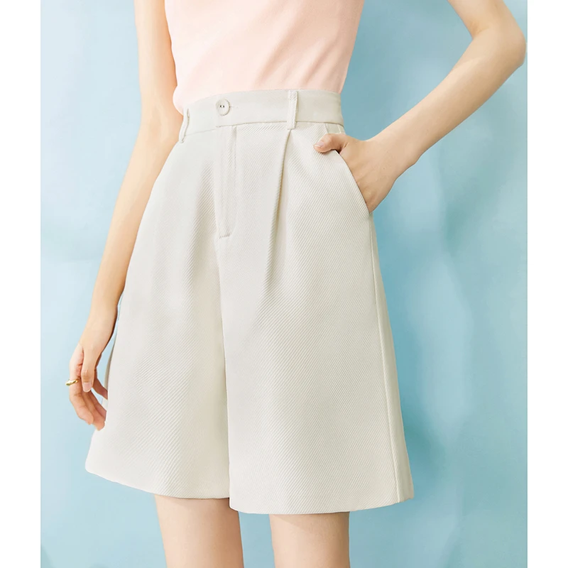 晚白高腰时尚简约裤子休闲宽松流行纯色通勤短裤女24040103