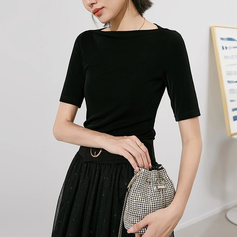 晚白优雅一字领修身显瘦纯色流行短袖打底衫女24081524