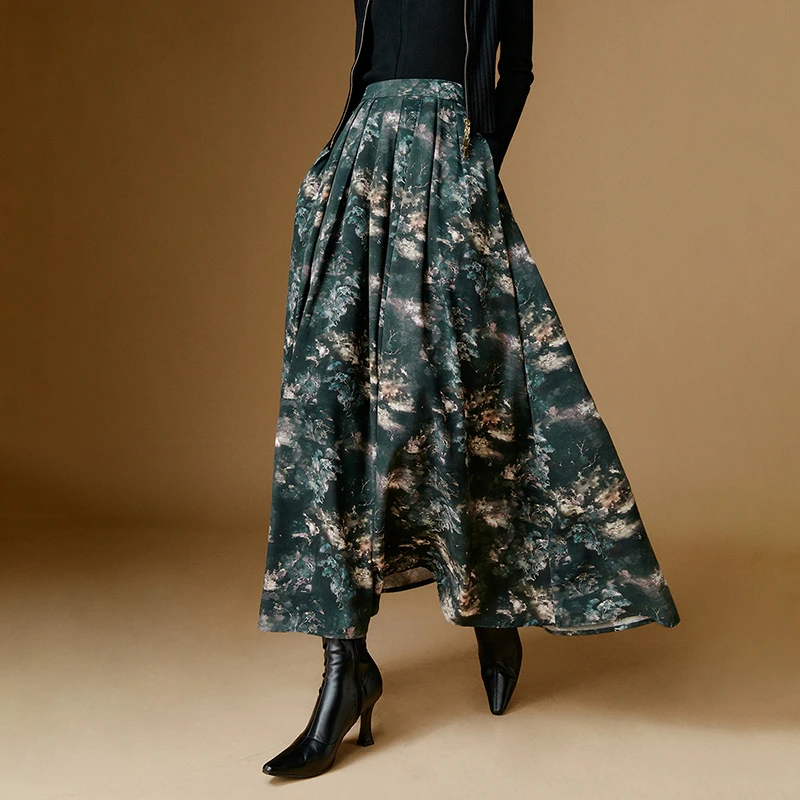 晚白春新款时尚简约气质流行半裙印花淑女大摆半身裙24053030