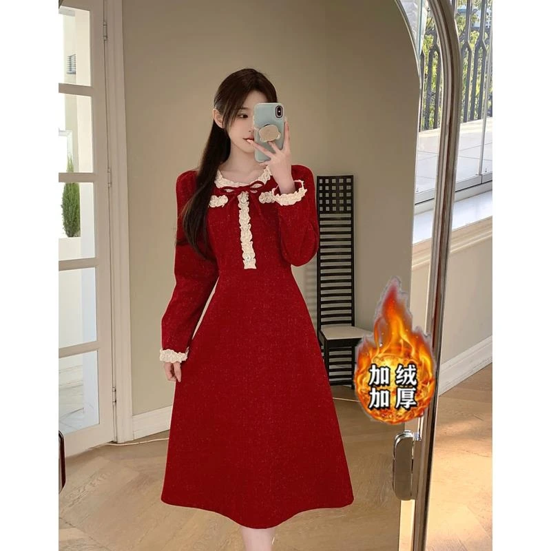 （80-200斤）大码秋冬加绒连衣裙气质减龄复古宽松收腰A字裙女1424