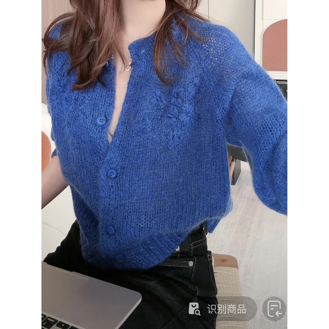洋气温柔设计感钩花马海毛毛衣长袖圆领针织开衫1101
