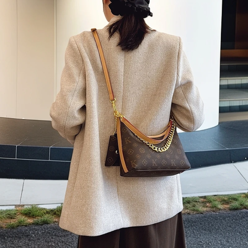 古缇蔻GUTIKOU女包月亮包洋气百搭单肩斜挎女包手拎小包