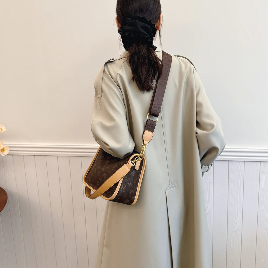 古缇蔻GUTIKOU女包砖头包方包洋气百搭单肩斜挎女包手拎小包