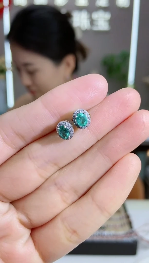 【闪购商品】祖母绿耳饰银S925镶嵌耳饰
