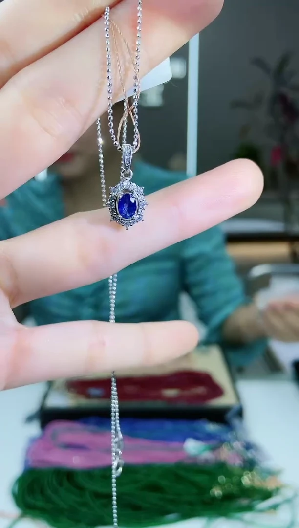 【闪购商品】蓝宝石颈饰银S925镶嵌蓝宝石