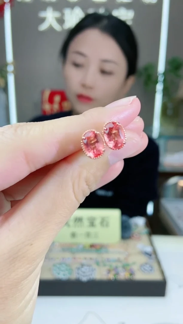 【闪购商品】托帕石耳饰银S925镶嵌耳饰