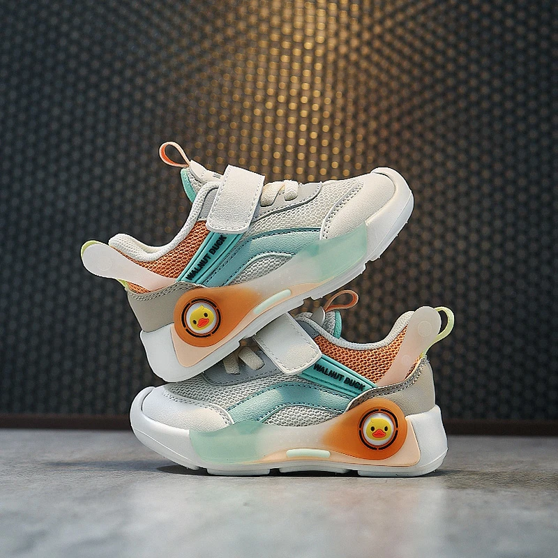 小黄鸭女童鞋子2024春季款新款网面公主潮流轻便防滑儿童运动鞋