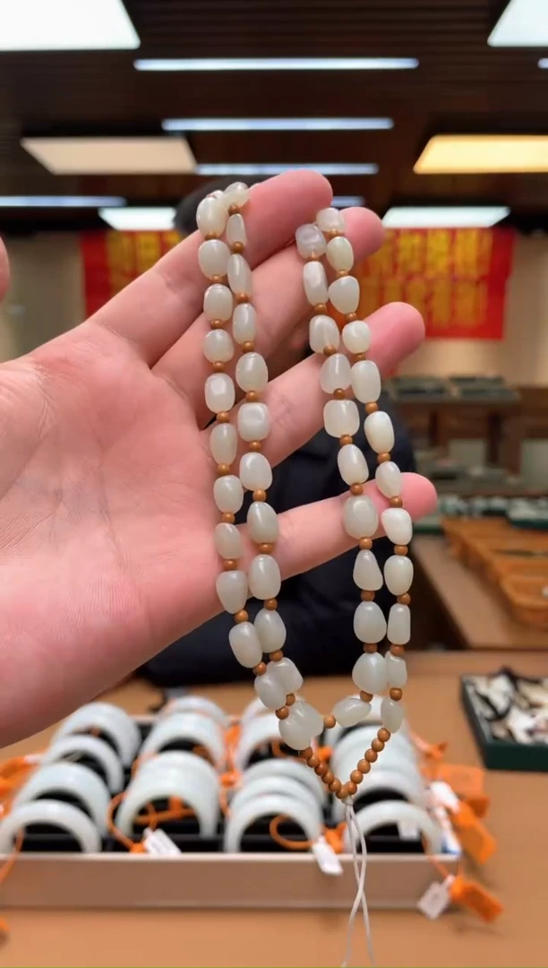 【闪购商品】和田玉项链未镶嵌1