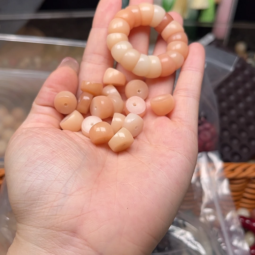 【闪购商品】菩提根根雕11mm/50颗