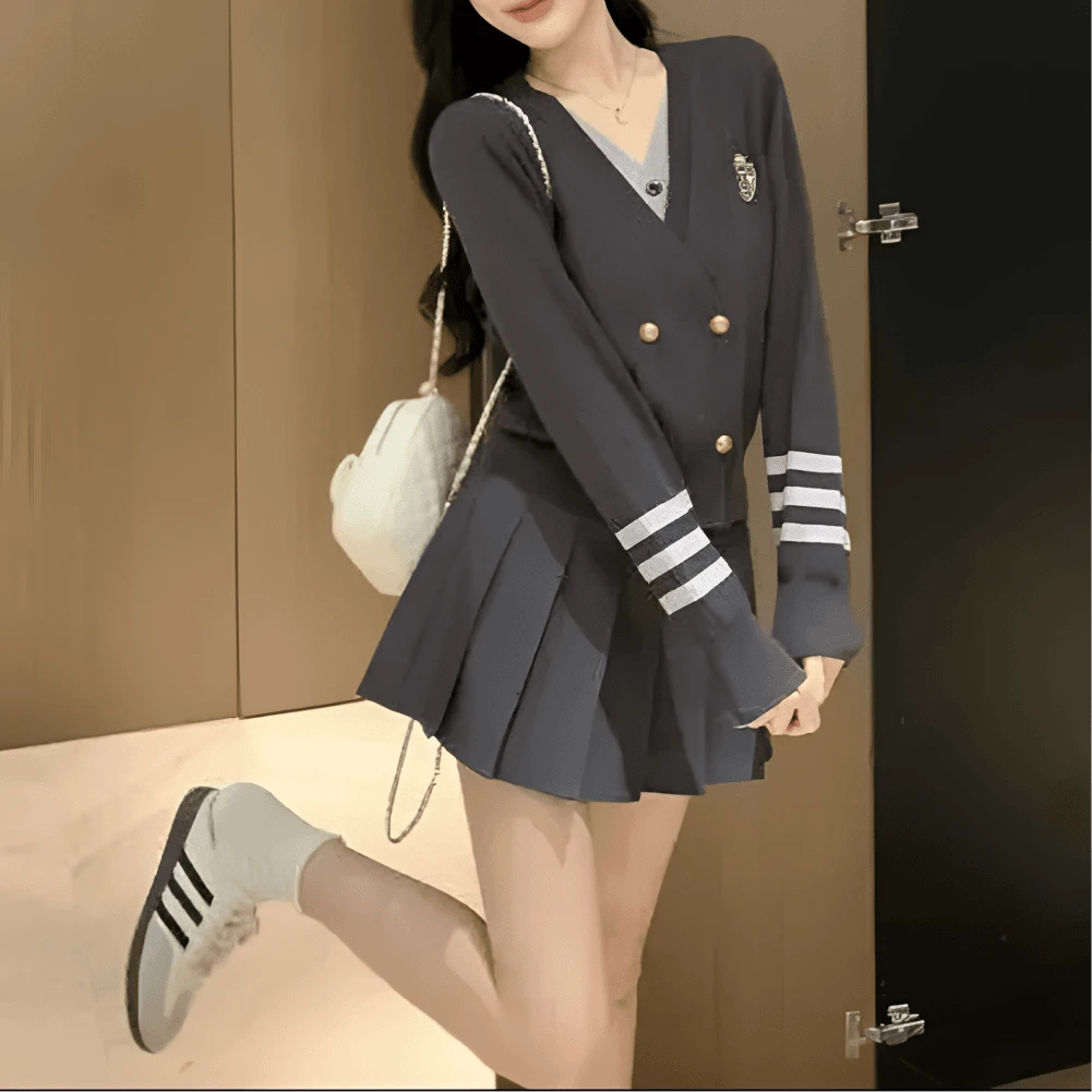 省心穿搭  时尚休闲假两件V领开衫针织外套+显瘦A字百褶半裙套装