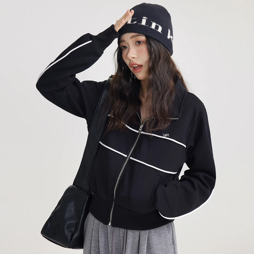 尔给短款女士春季连帽潮流撞色长袖运动时尚休闲百搭黑色秋季