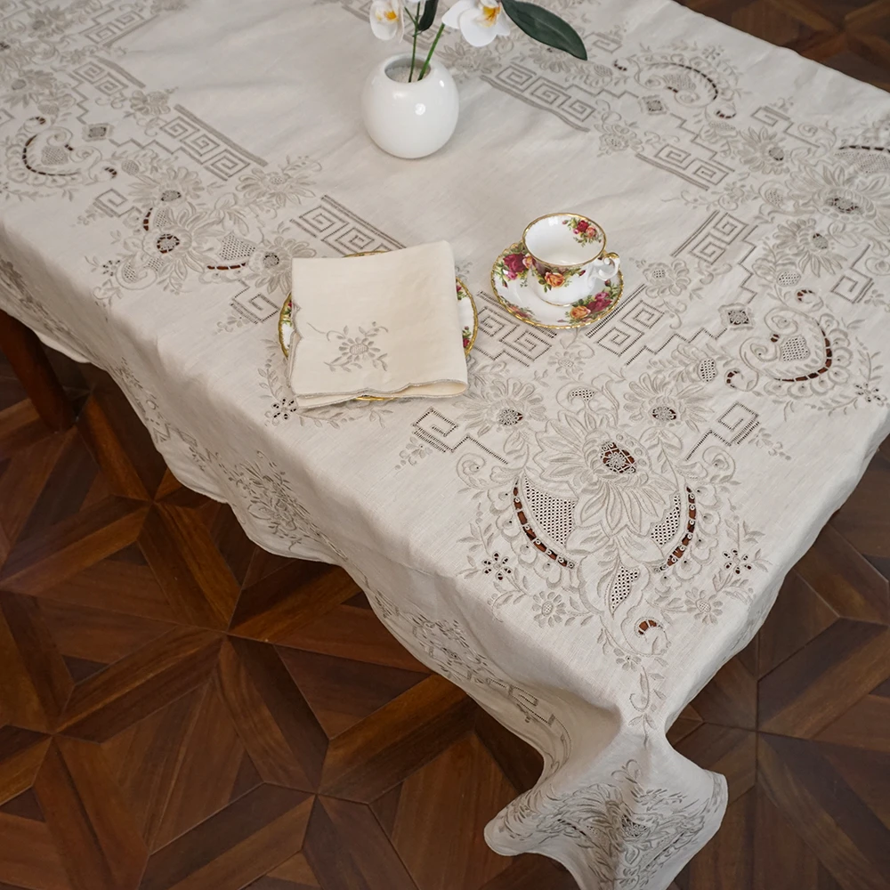 BJ1143纯亚麻（125*175cm）米色手工垫绣绕绣扎木绣锁绣桌布